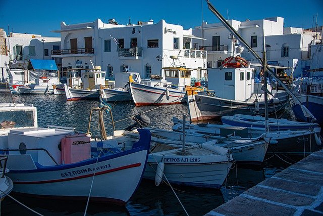 Port Paros Port Paros